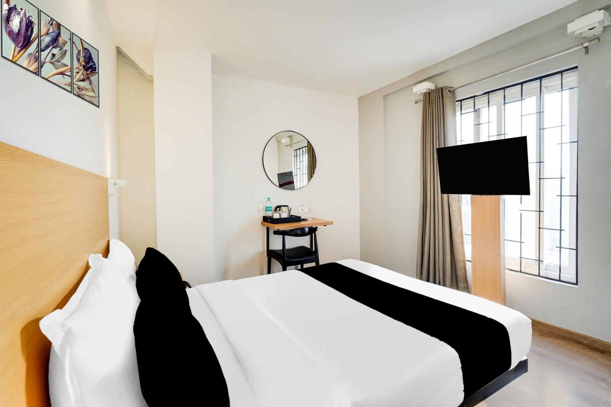 Super Townhouse Btm Layout Near Madiwala Lake Formerly Q Rooms Bangalore Exterior foto