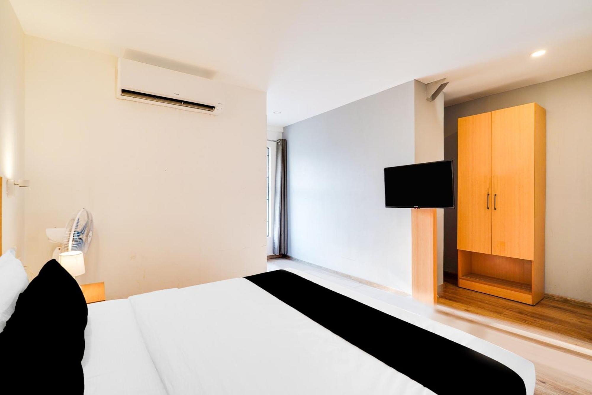 Super Townhouse Btm Layout Near Madiwala Lake Formerly Q Rooms Bangalore Exterior foto